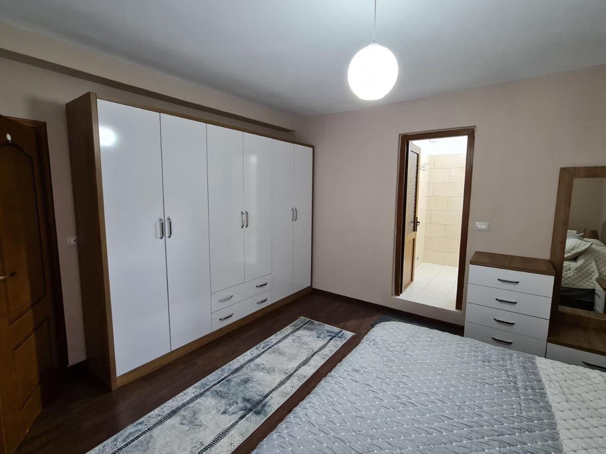 Jon'S Apartment Tiranë Eksteriør bilde